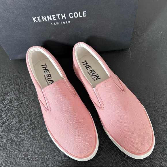 New Kenneth Cole The Run Slip On Sneakers sz 8 - Picture 1 of 7